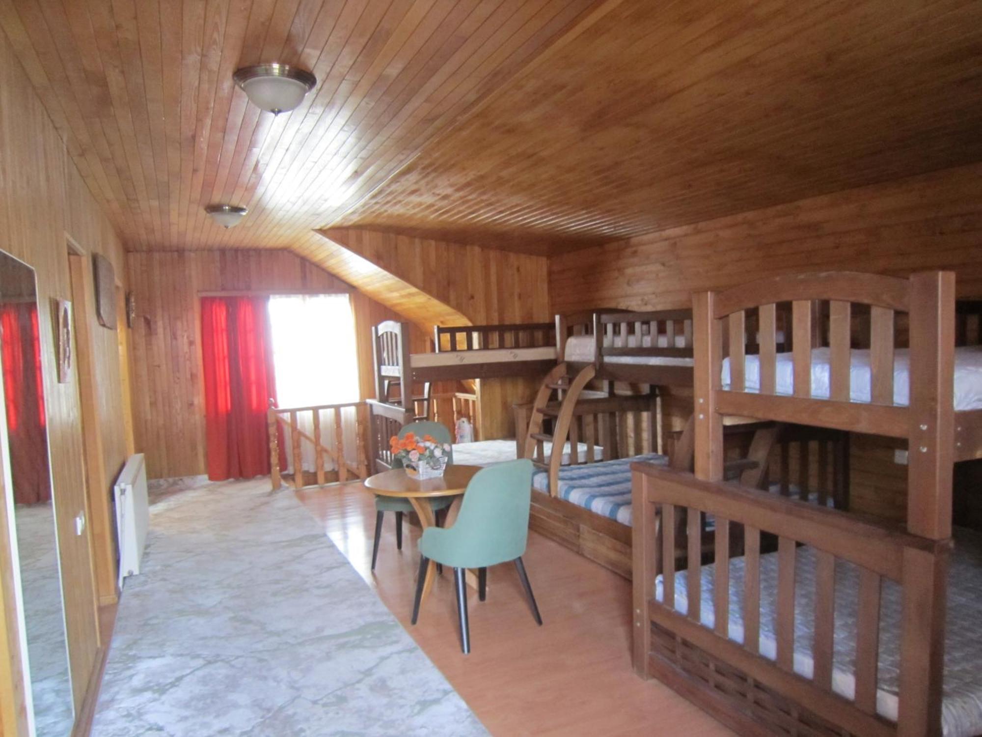 Villa In Tbilisi Ngoại thất bức ảnh
