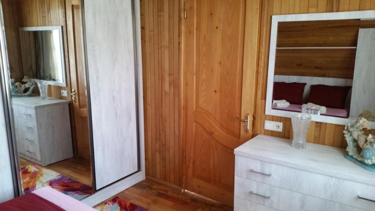 Villa In Tbilisi Ngoại thất bức ảnh
